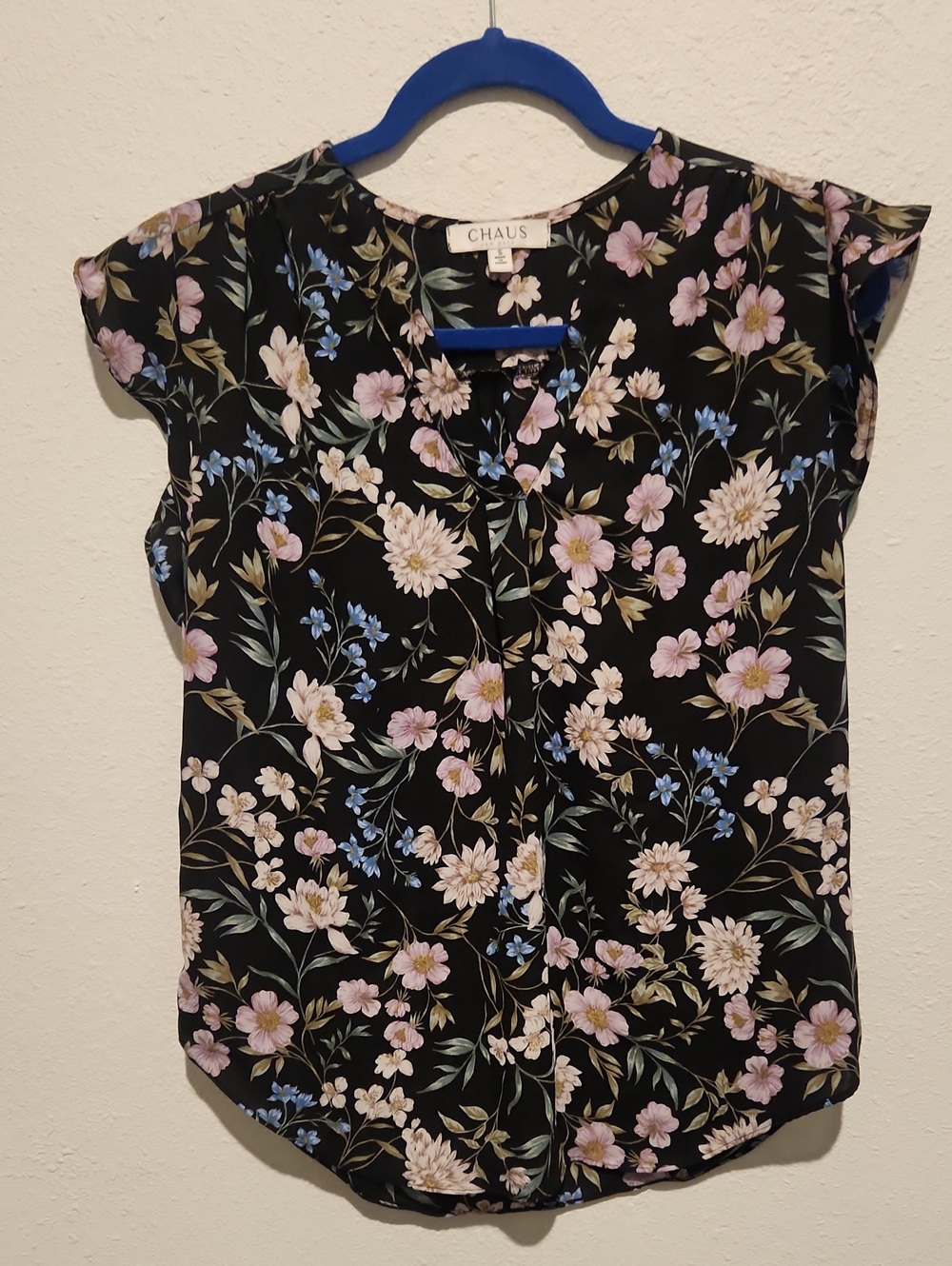 Chaus New York Black Floral Ruffle Blouse | Cap Sleeve | V-Neck | Size S